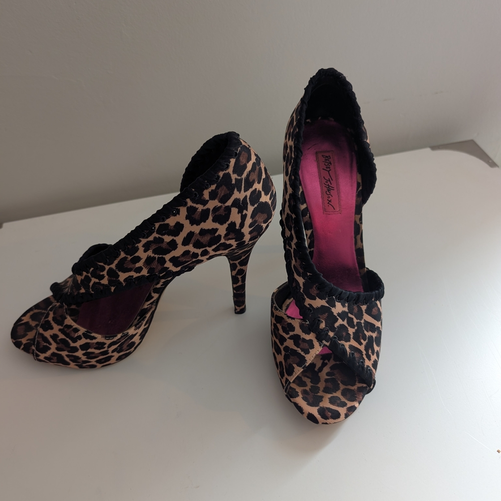 Betsey Johnson Brown and Black Leopard Print Heels